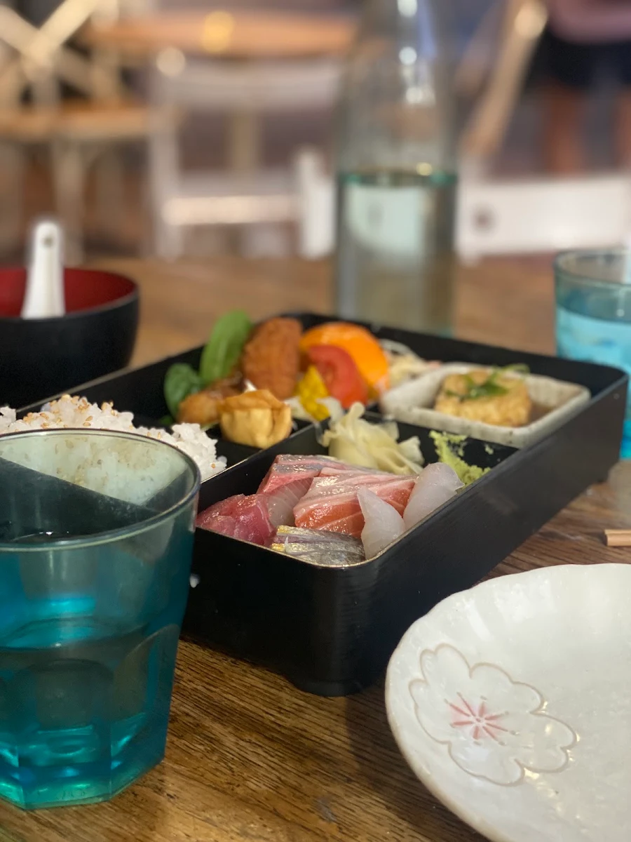Sashimi Bento, Tobikiri