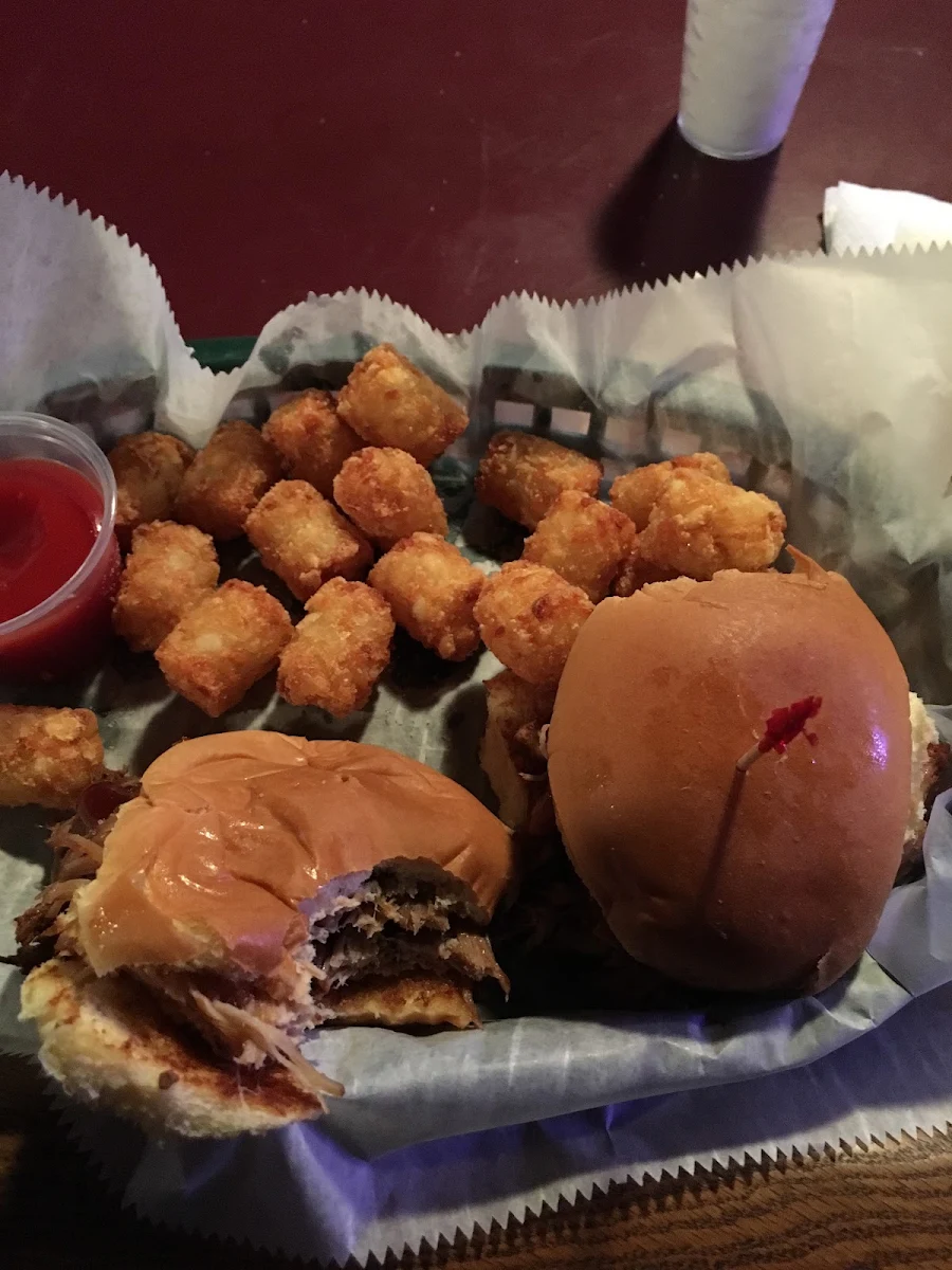 Pulled Pork Sliders