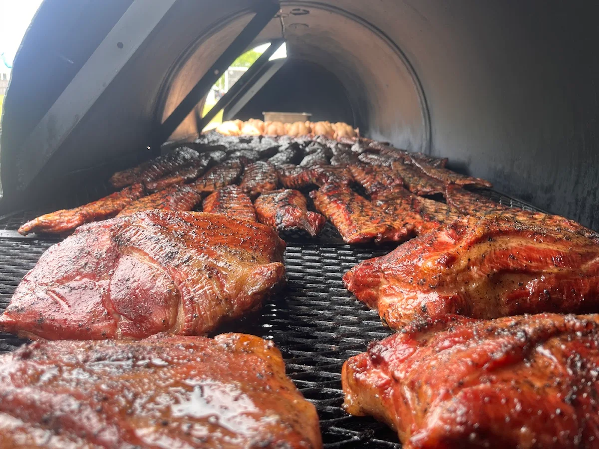Highlights, Morse et Marteaux BBQ Smokehouse & Lobster Shack - Corner of Smith & Main