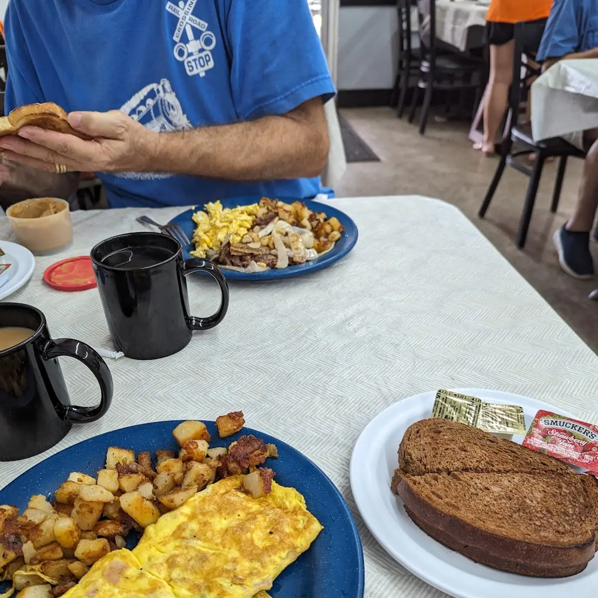 Omelet with Home Fries