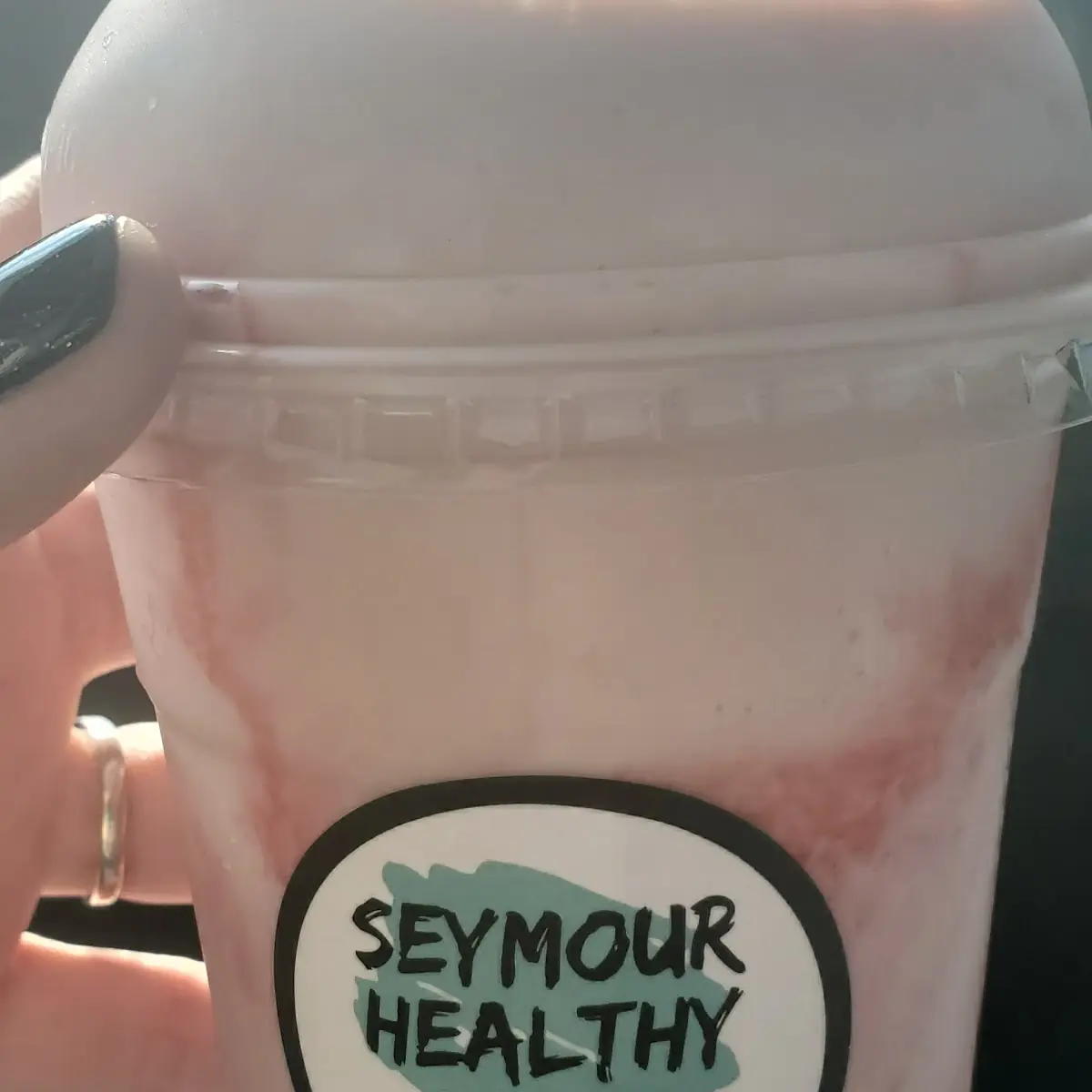 Strawberry Banana Wow Shake