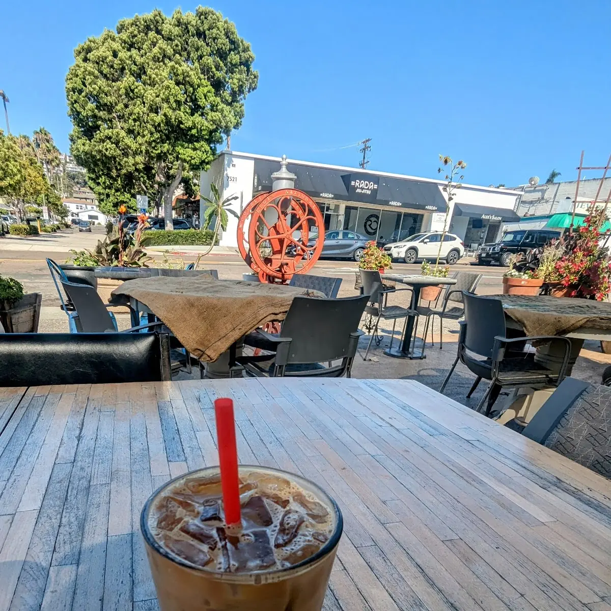 Iced Vanilla Latte
