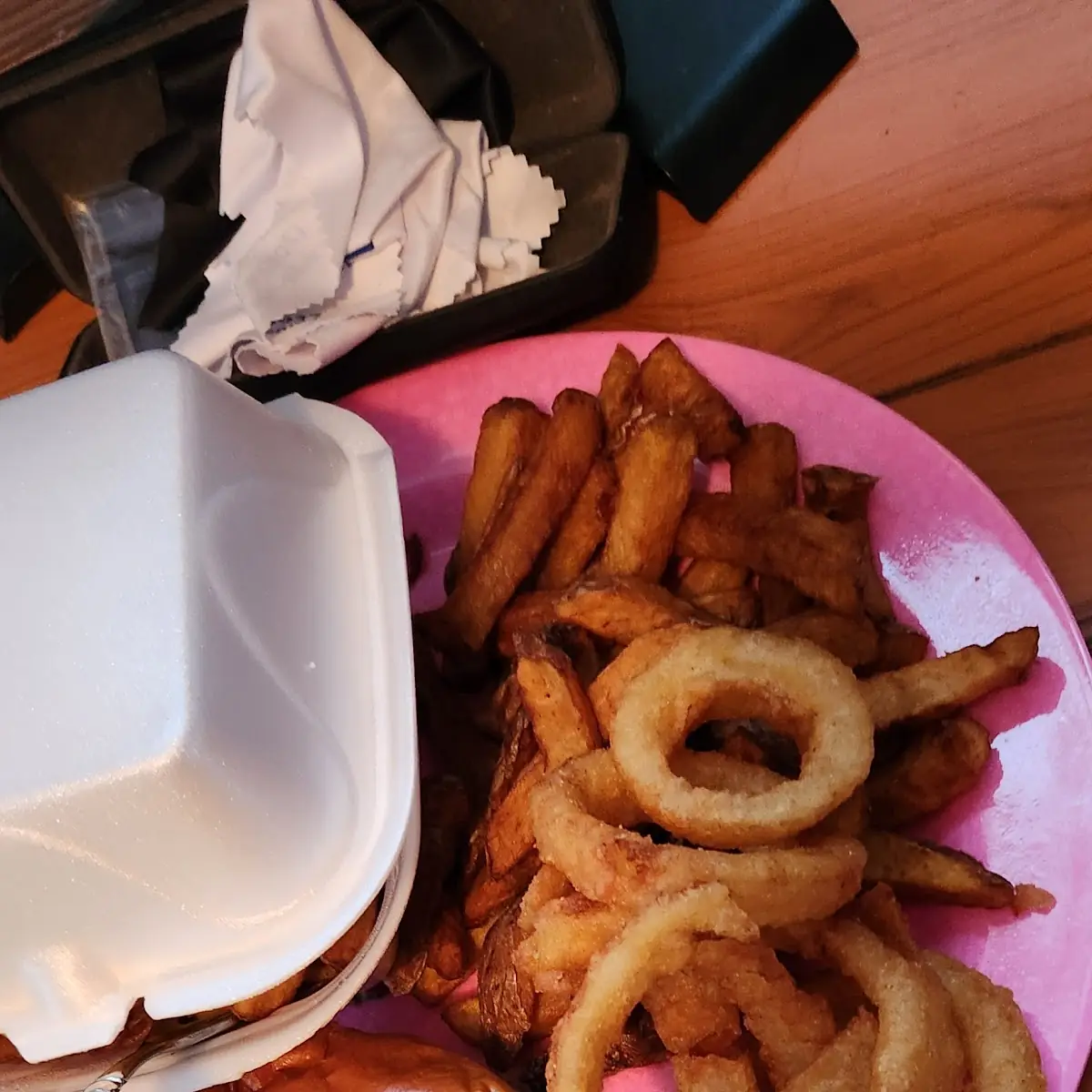 Cheeseburger and Onion Rings