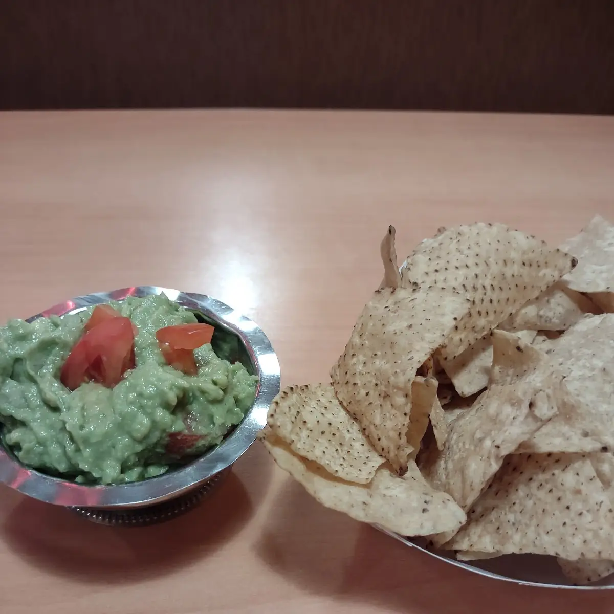 Guacamole Dip & Chips and Salsa