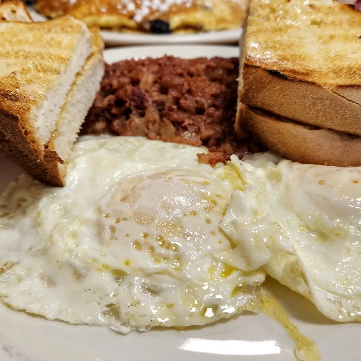 Eggs and Corned Beef Hash