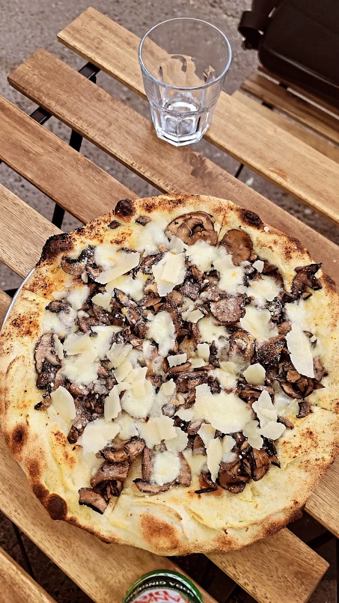 Frozen Funghi, Salt & Tobacco Pizzeria