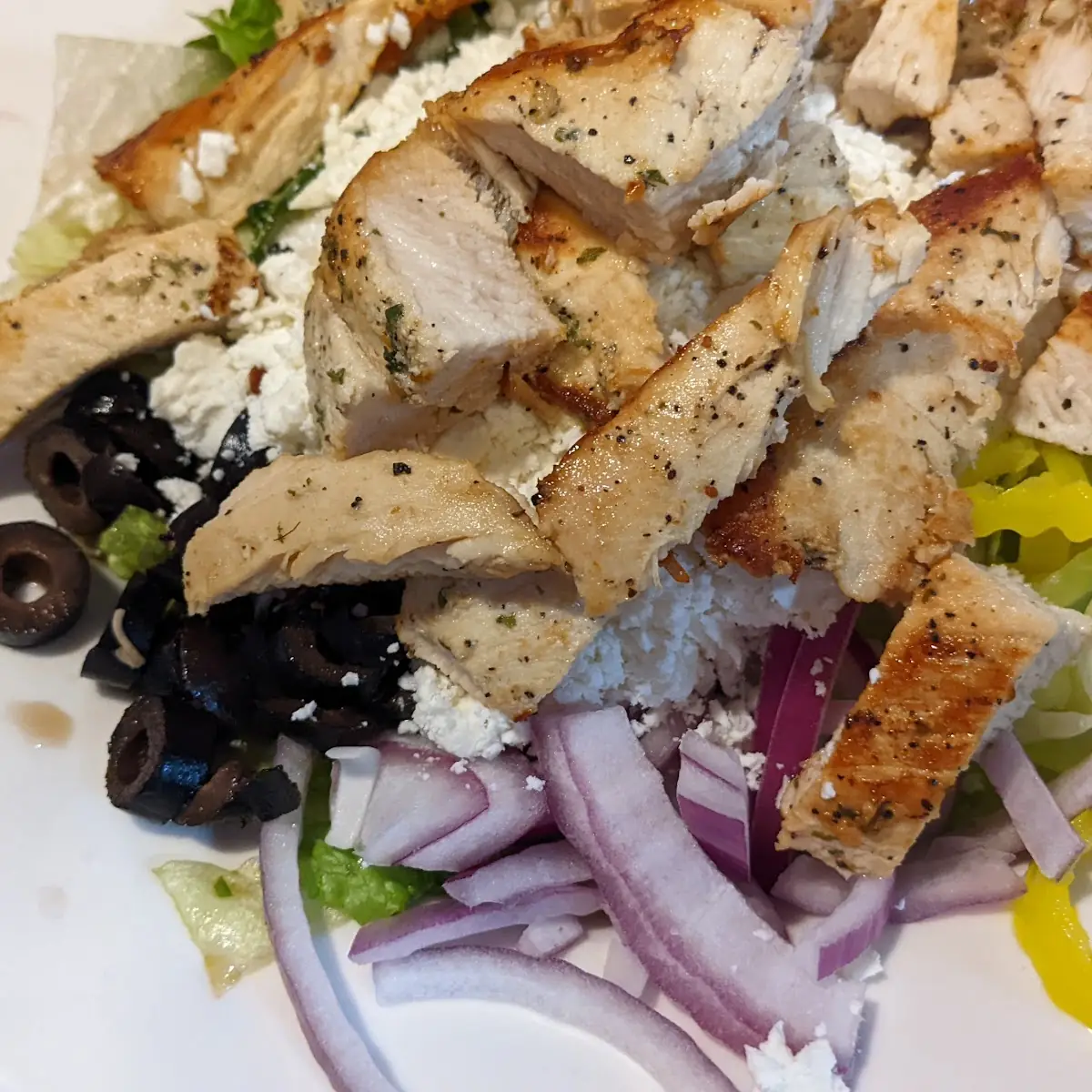 Greek Salad with Chicken