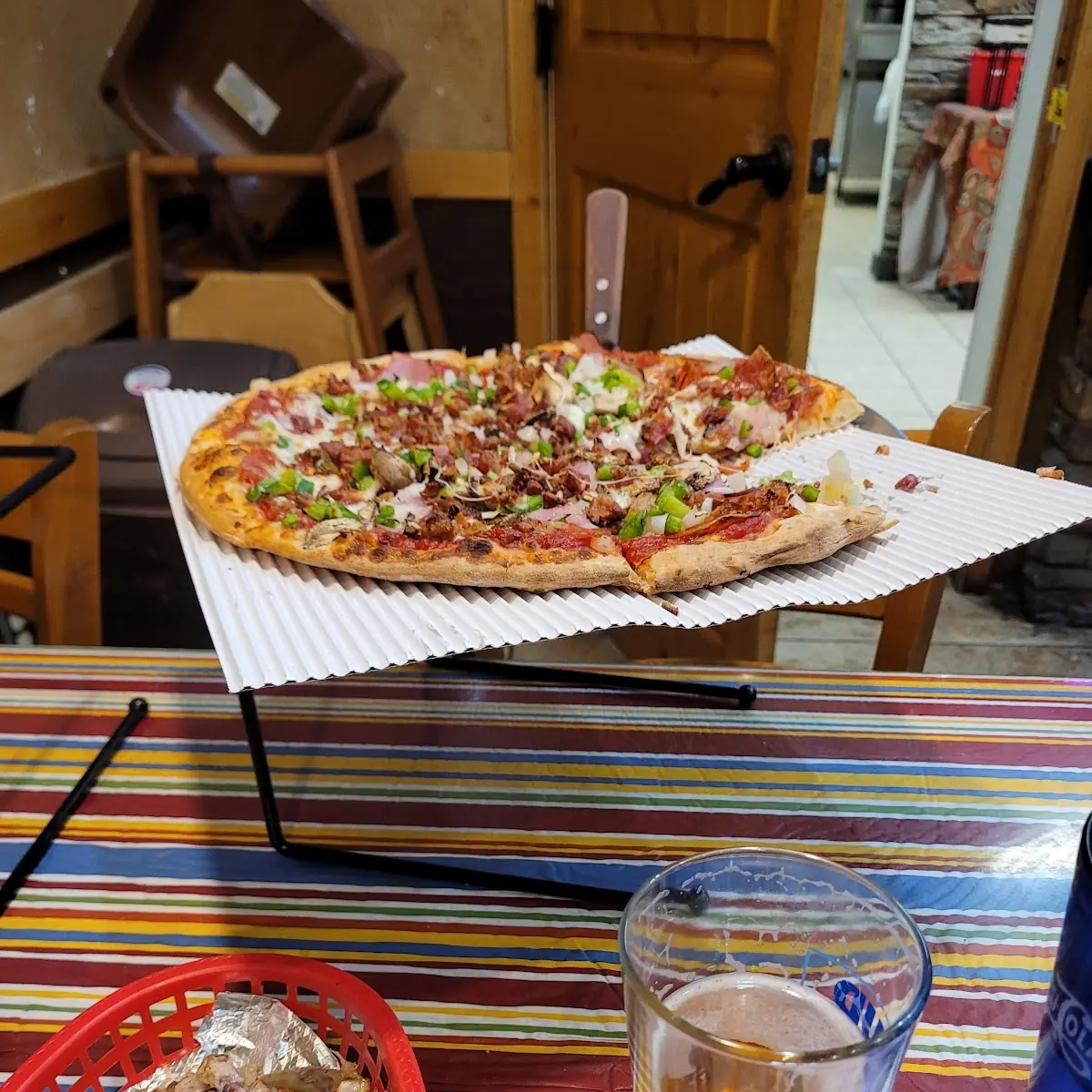 Supremo Pizza IPA Hot Honey Wings