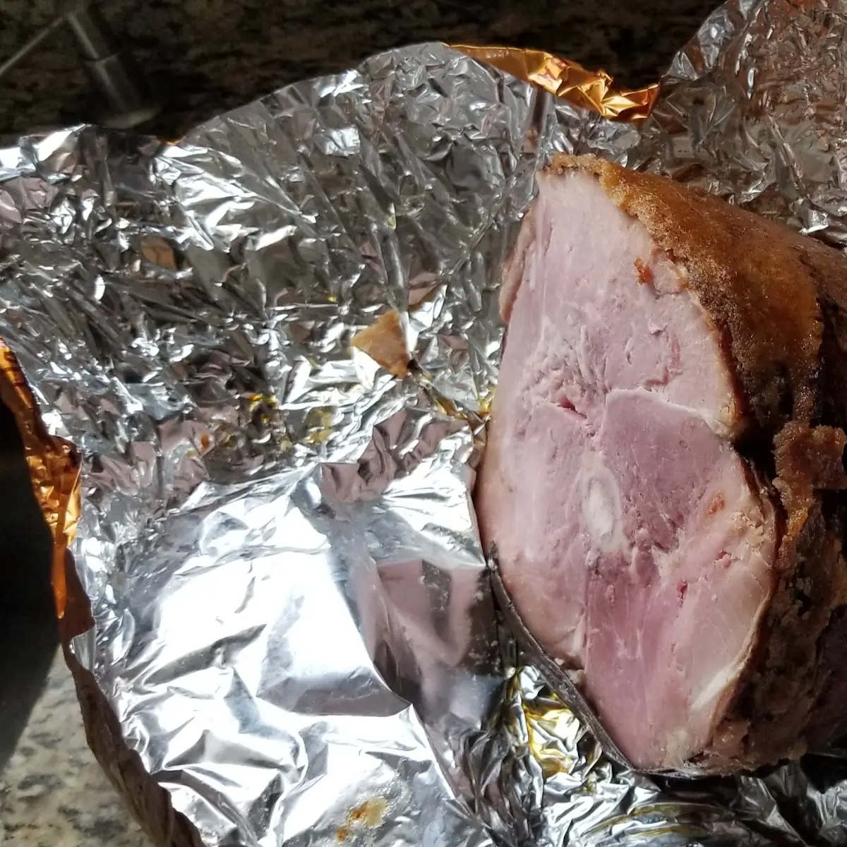 10 lb Bone in Ham