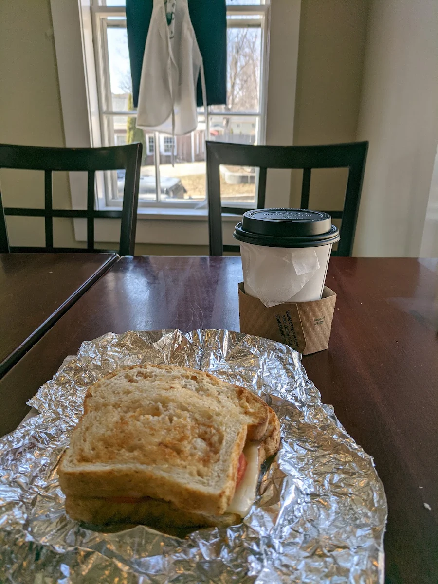 Grilled Cheese with Tomato and Green Tea