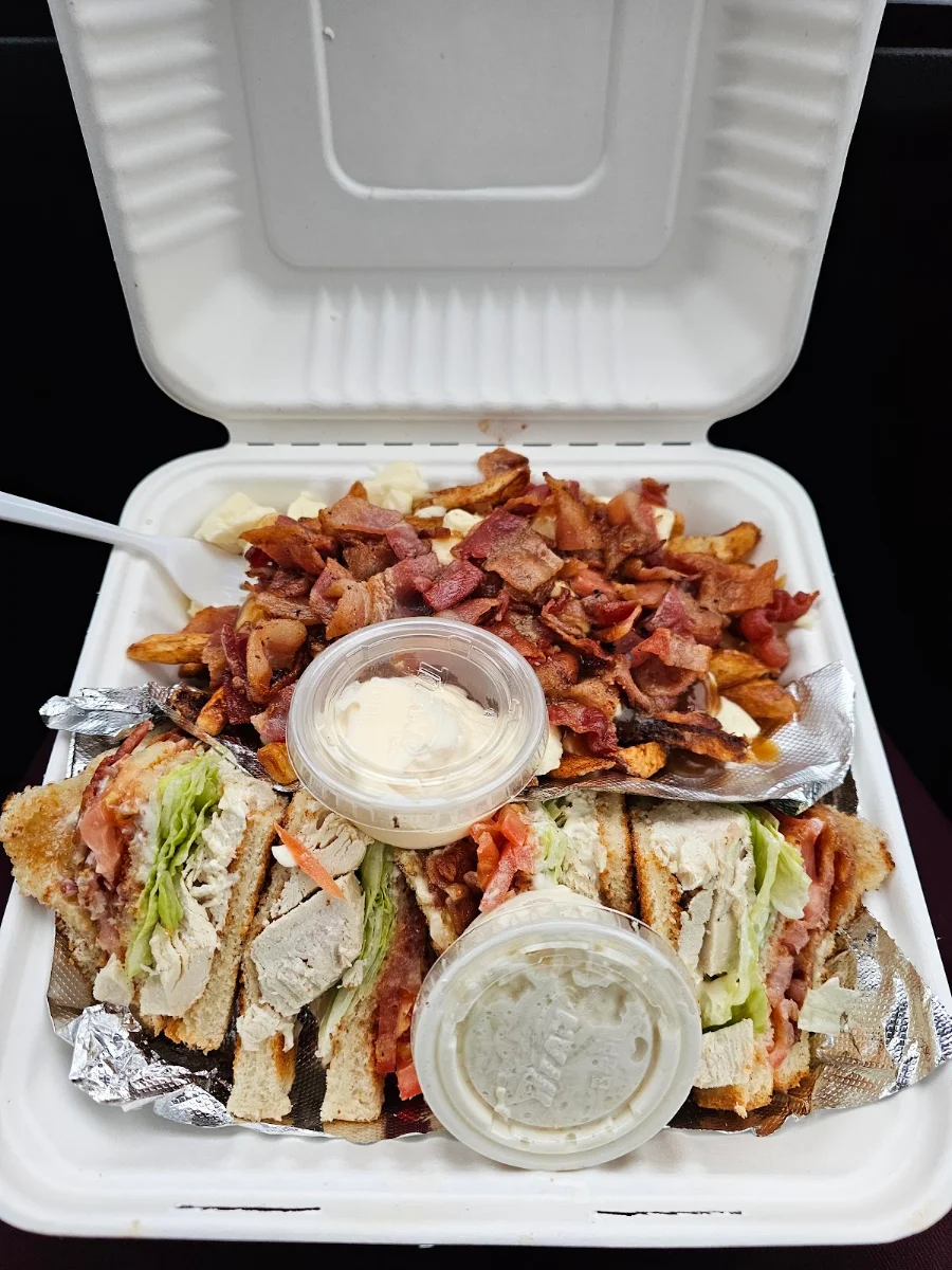 Highlights, Dumont Snack-Bar