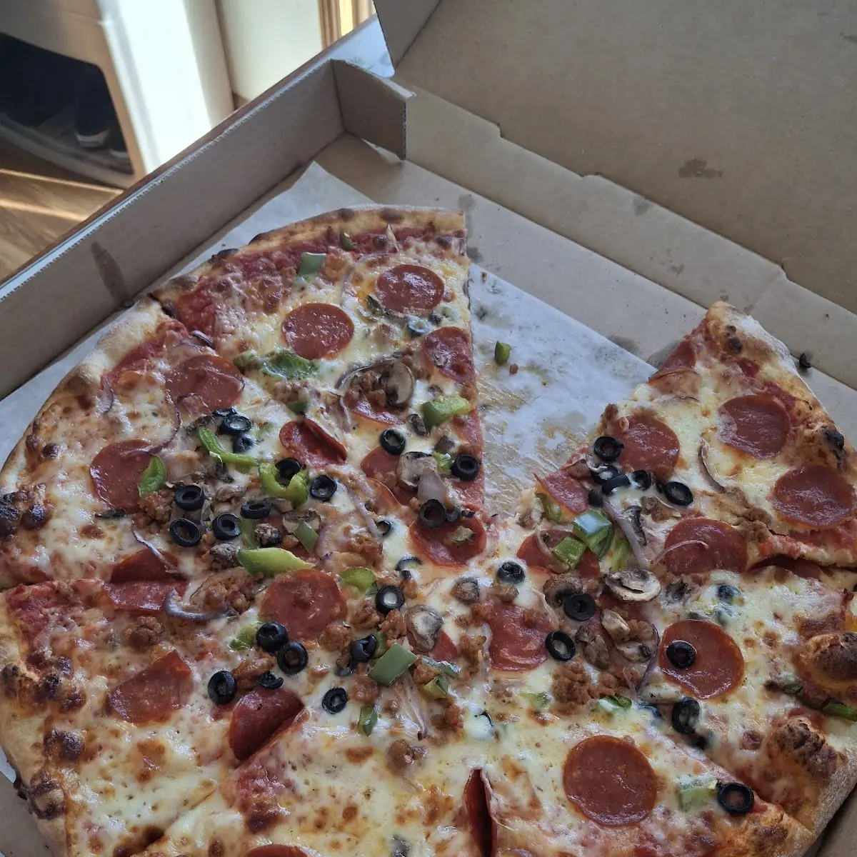 Pepperoni and Veggie Pizza