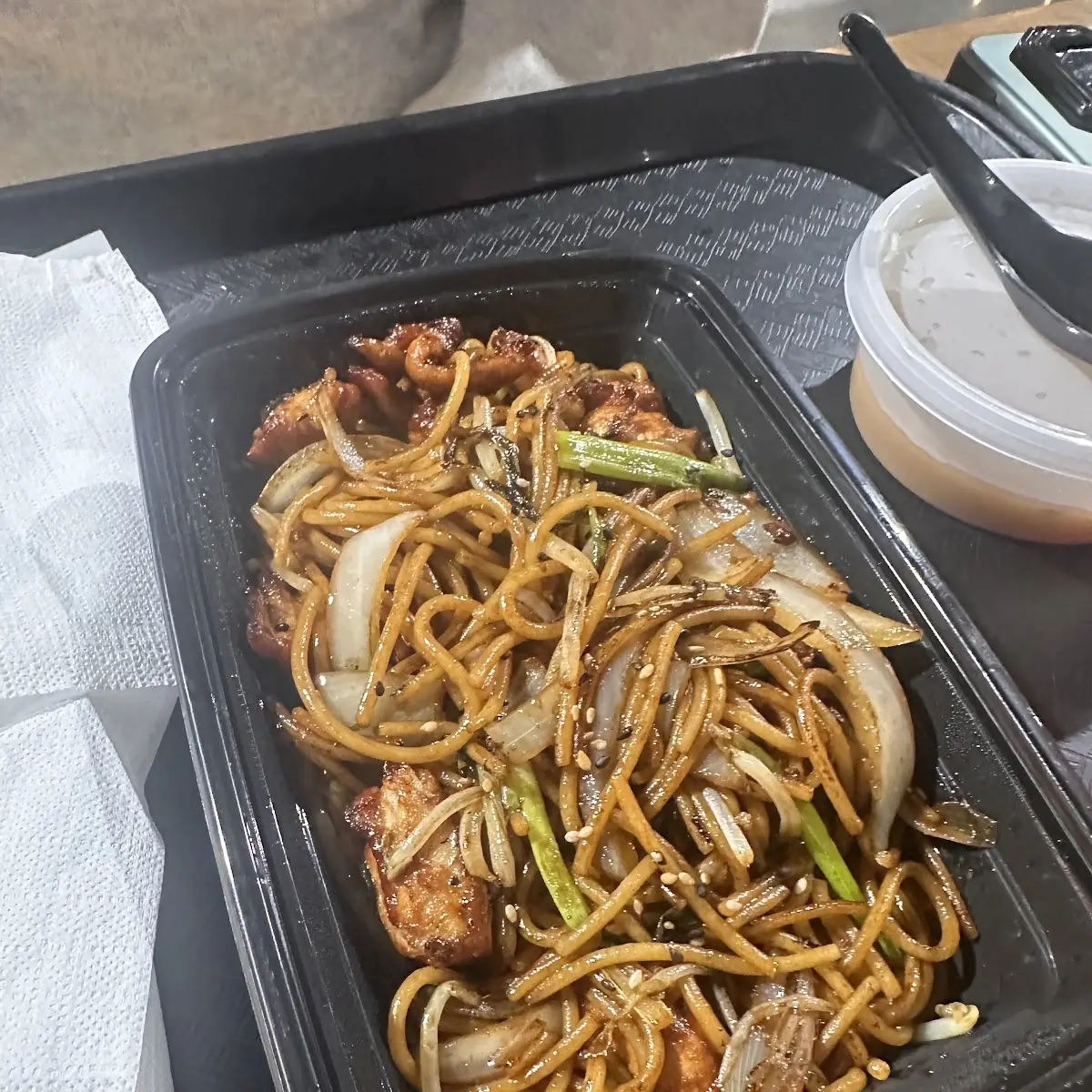 Stir-Fried Black Pepper Spaghetti