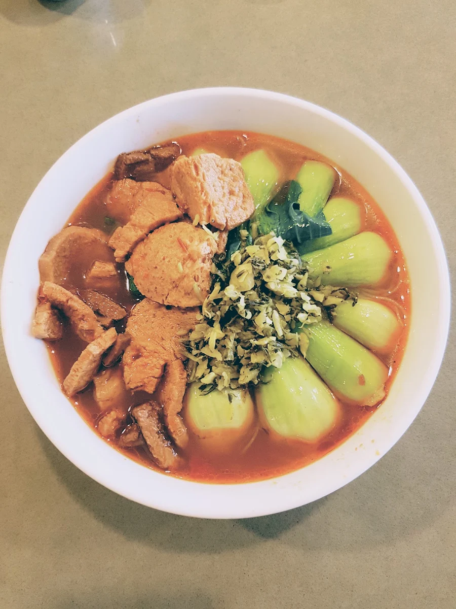 Red Noodle Soup, Water Drop Teahouse