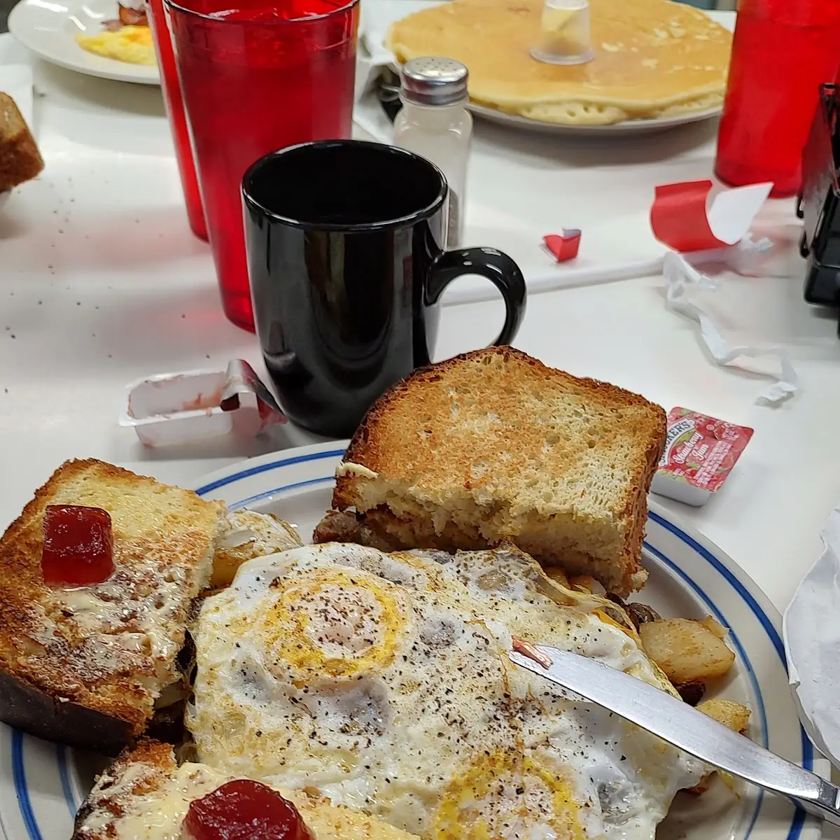 Eggs American Fries