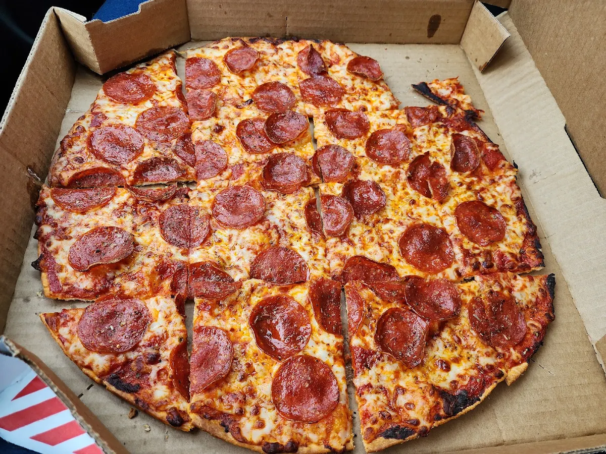 Thin Crust Pepperoni Pizza