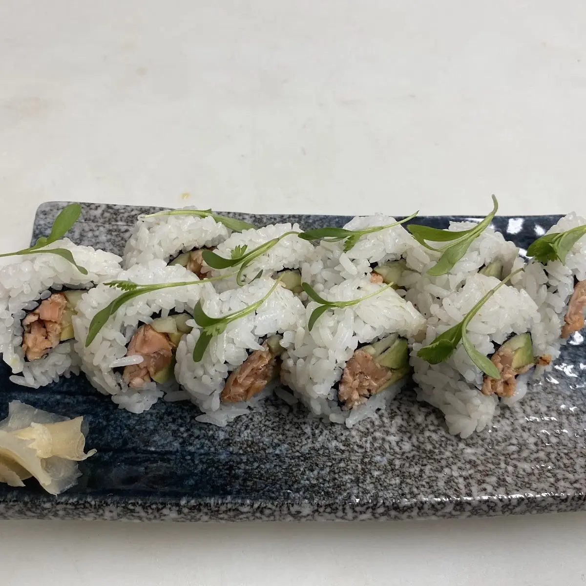 Yellowtail Roll