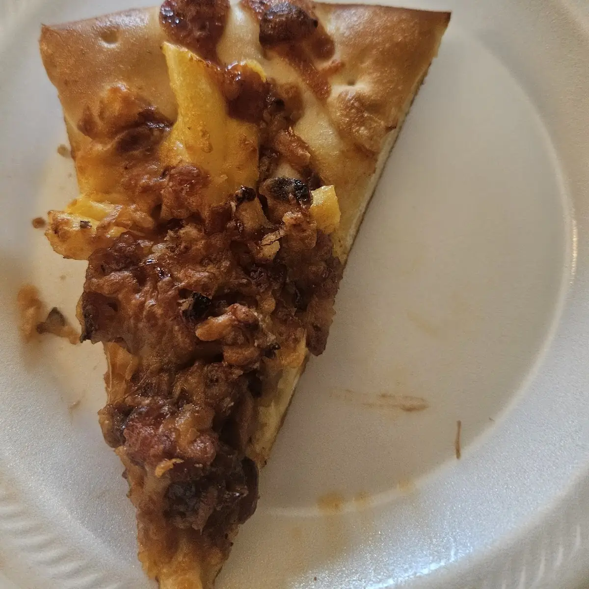 BBQ Pork Macaroni and Cheese Pizza