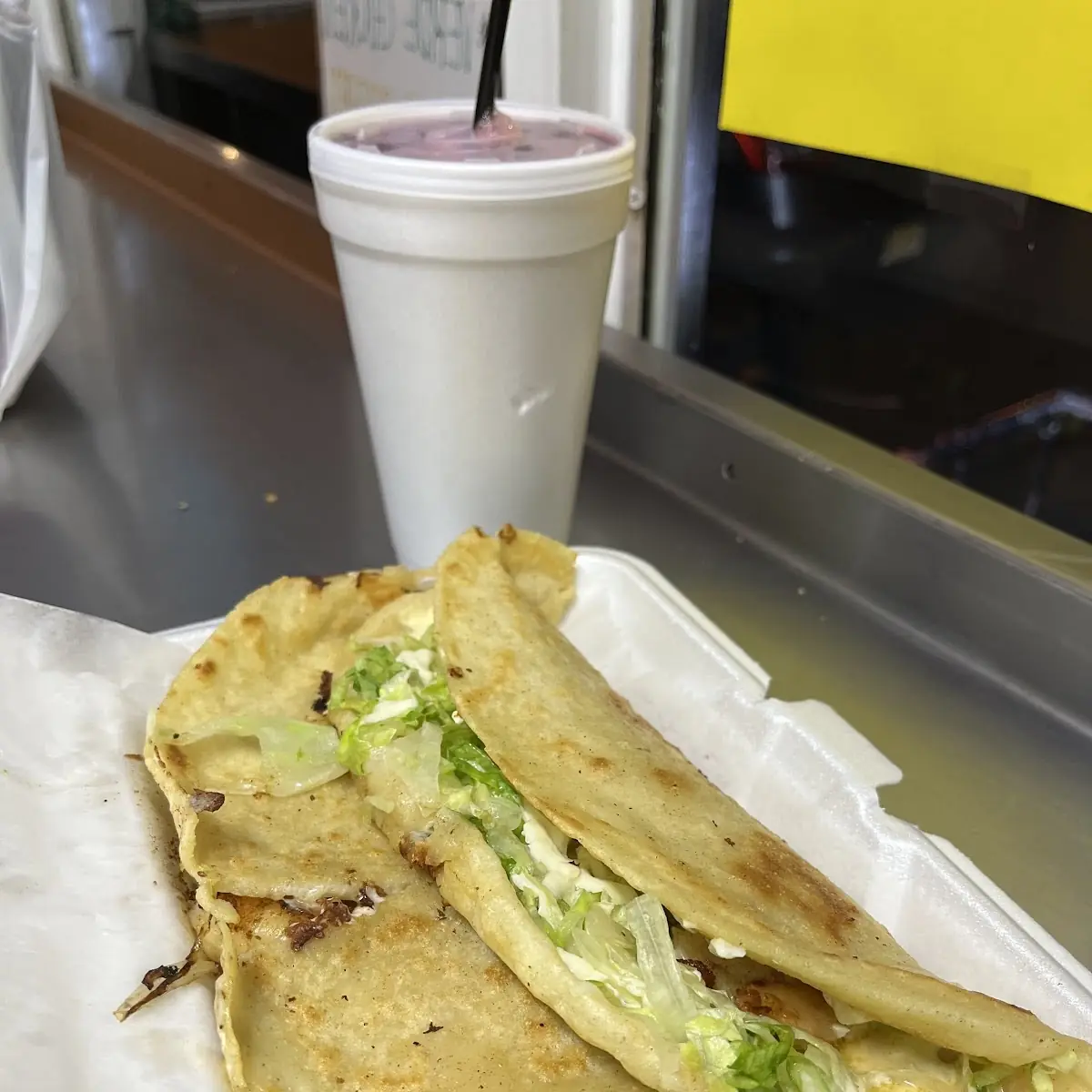 Lengua Quesadilla