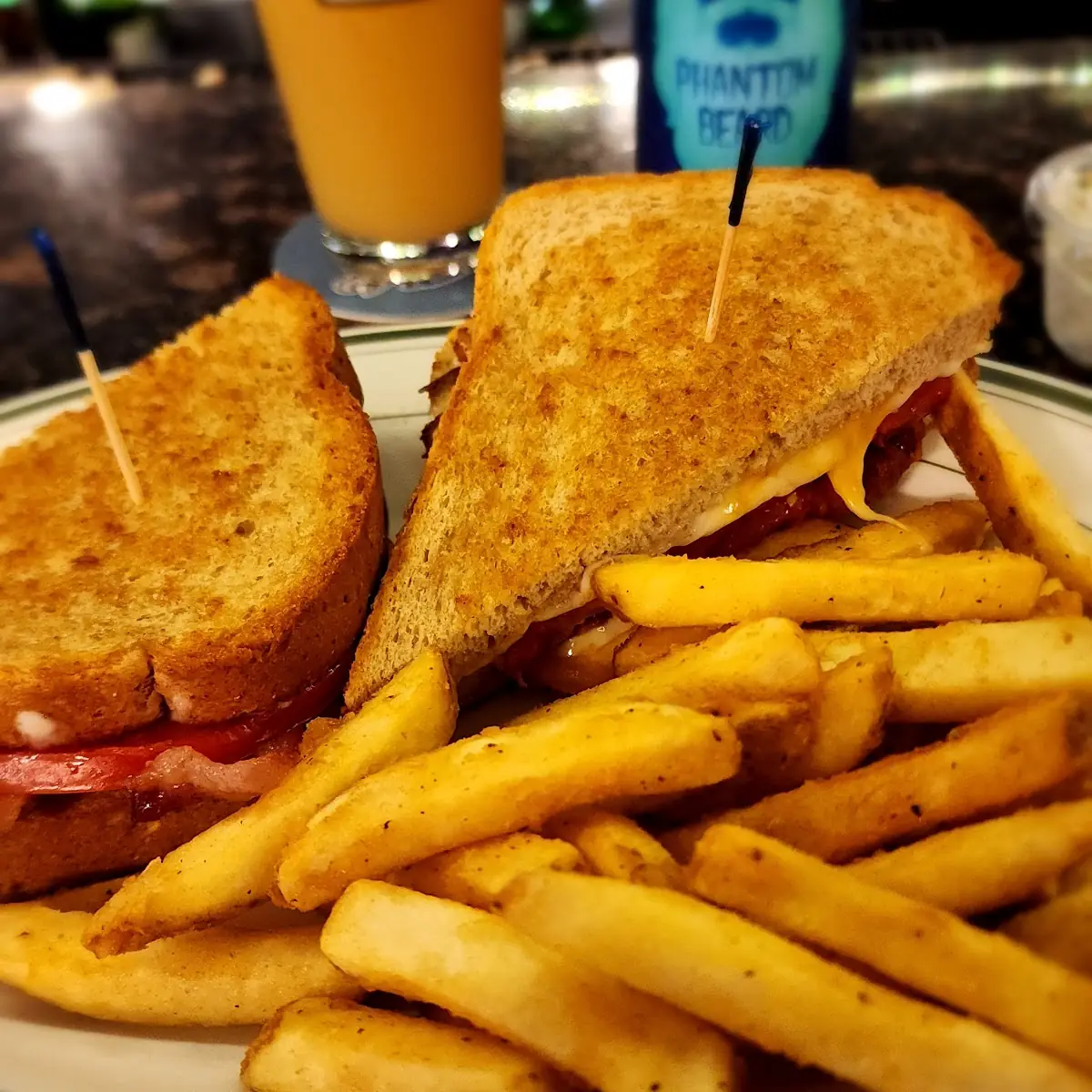 Kids Grilled Cheese & Fries