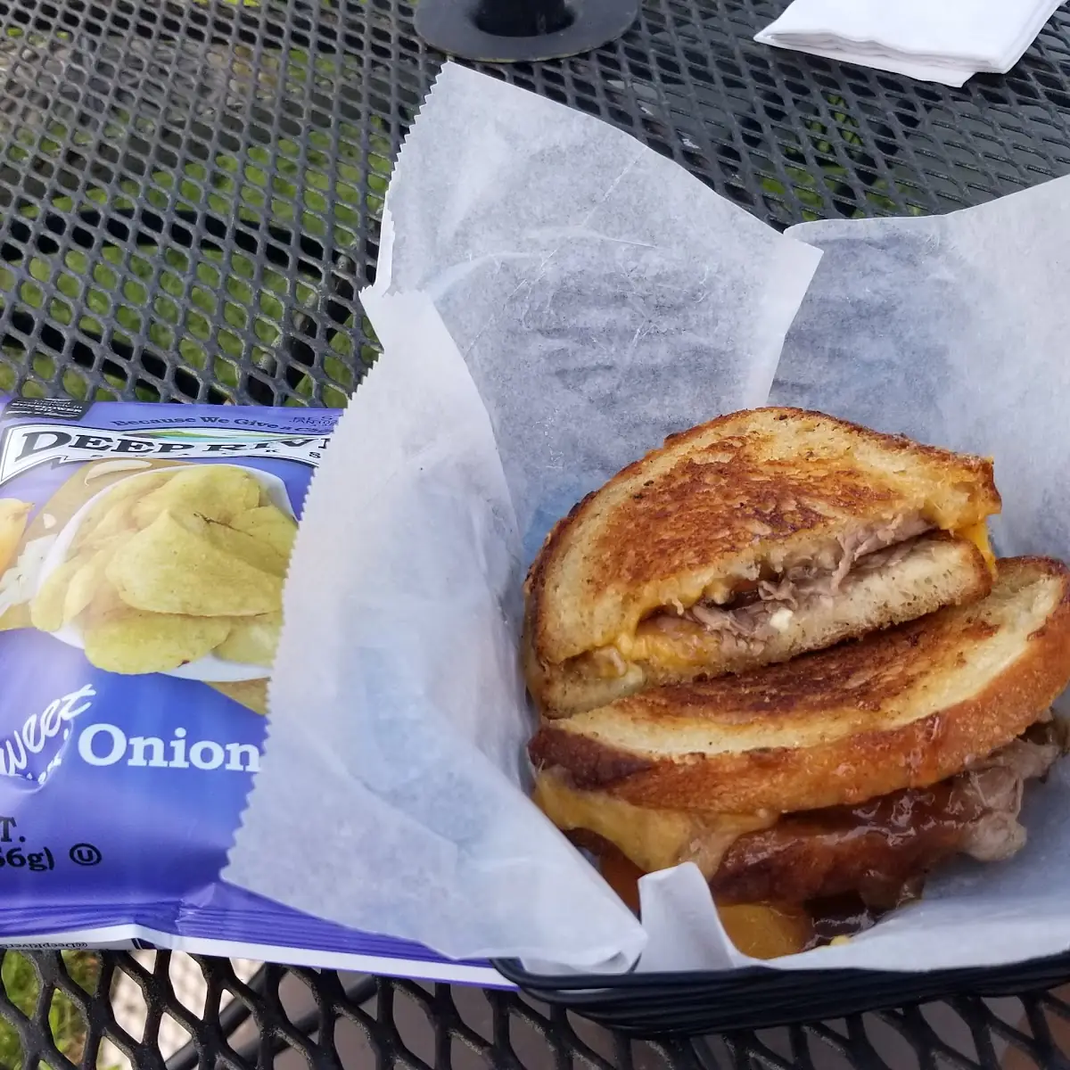 Cheesy Chin with Roast Beef Sandwich