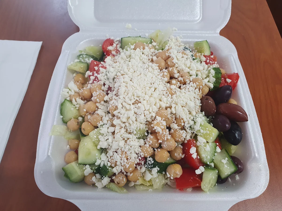 Large Greek Salad with Chickpeas