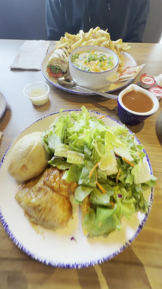 Food & drink, Swiss Chalet