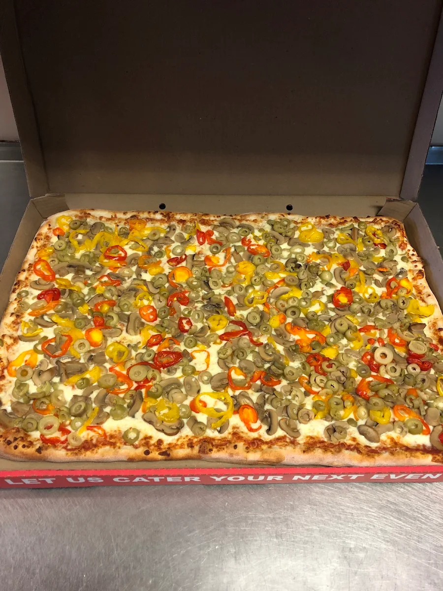 Food & drink, Capri Pizza