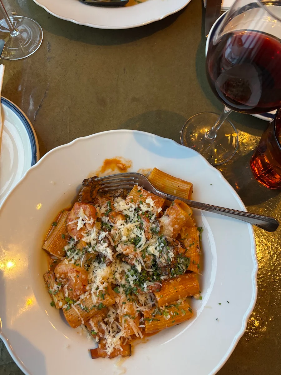 Food & drink, Le Esmond
