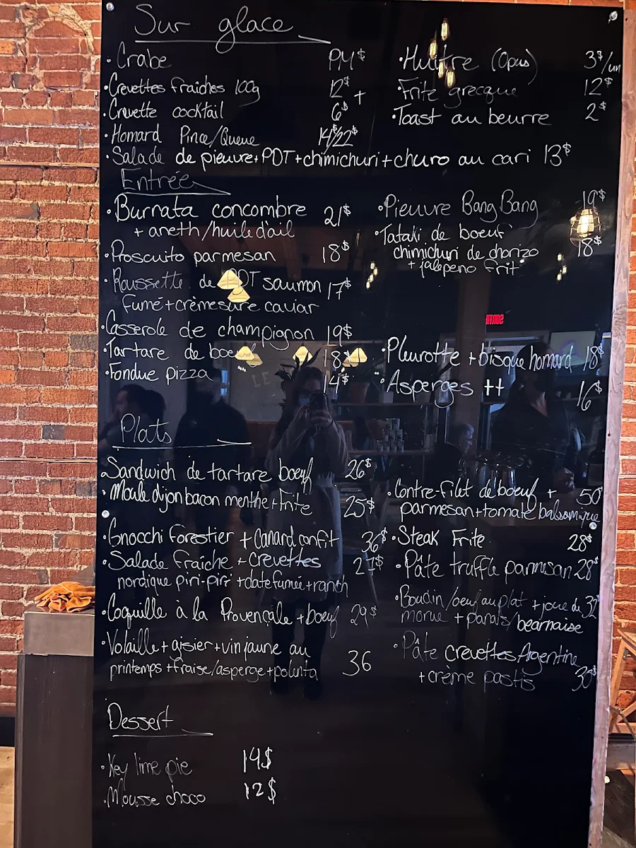 Menu, Le Esmond