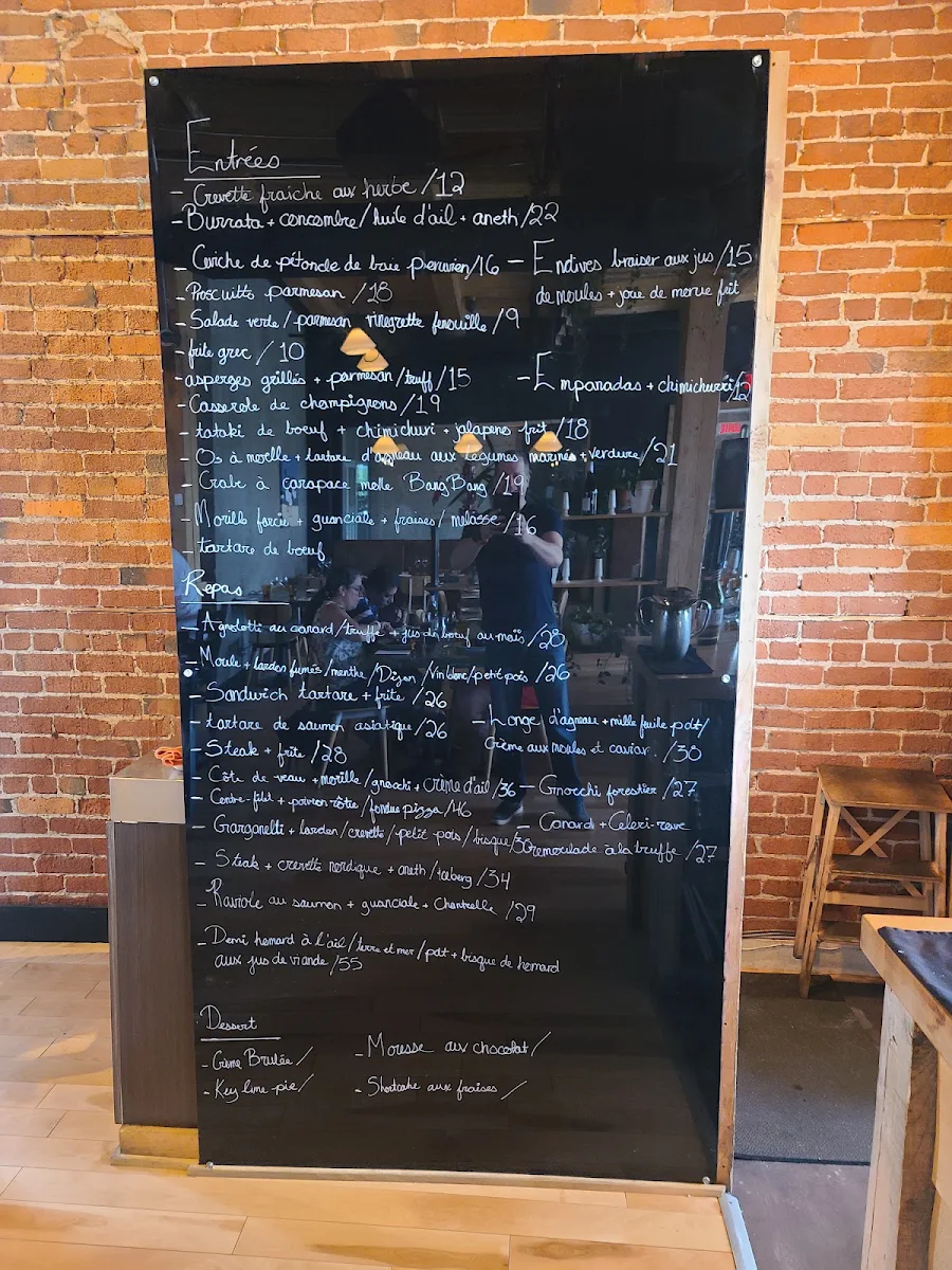Menu, Le Esmond