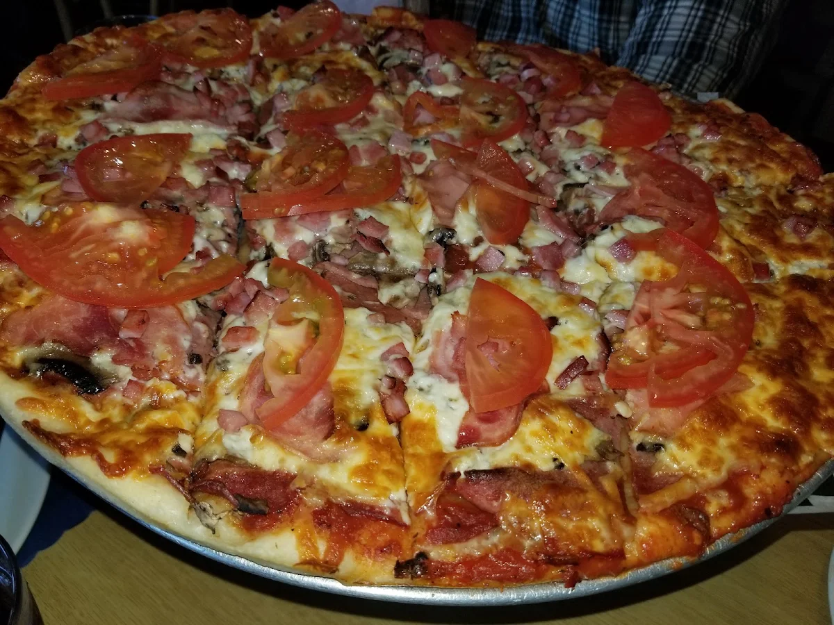 Food & drink, Pizza Den Restaurant