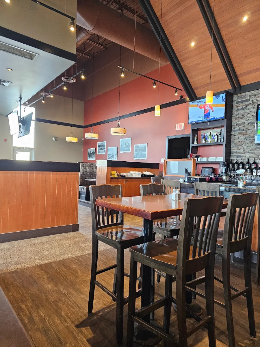 Vibe, Jonny Canuck's Bar & Grill