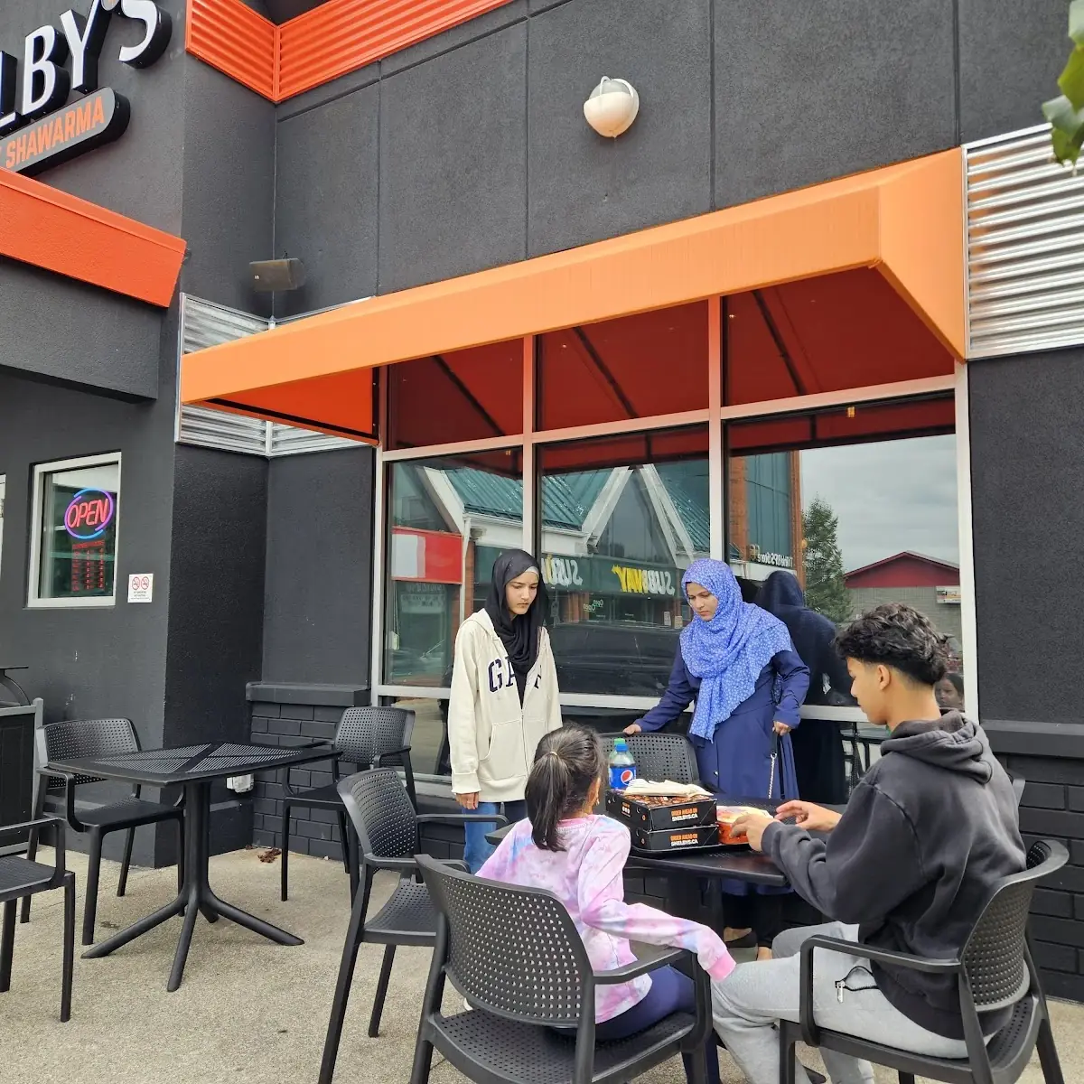 Vibe, Shelby's Legendary Shawarma