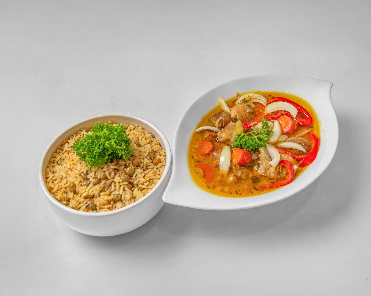 Food & drink, Restaurant Haïtien - Dépanne Entre Nous