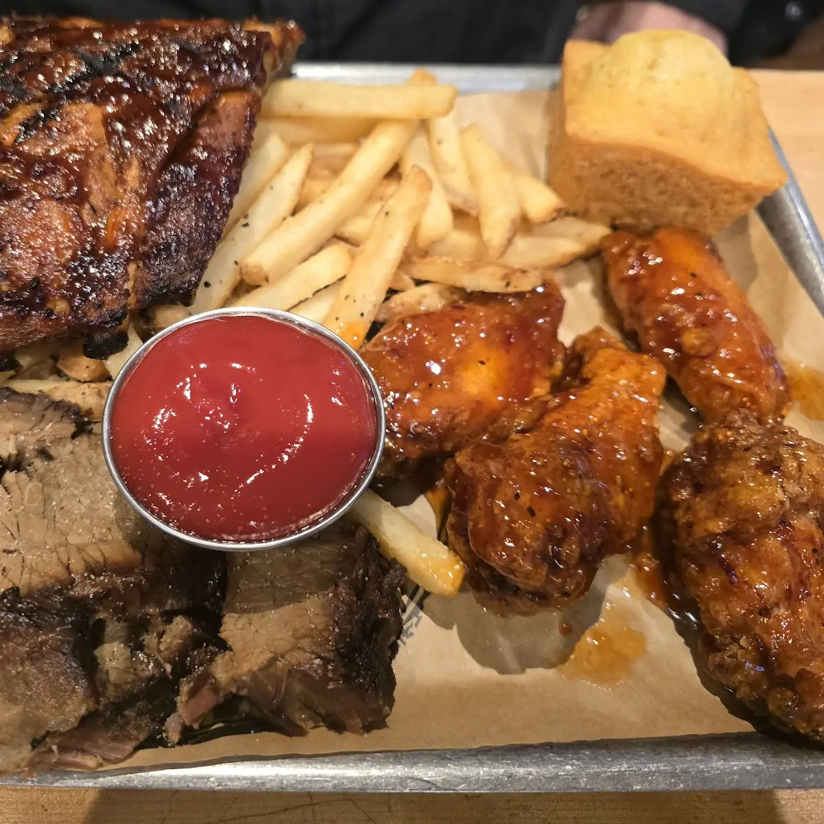 Food & drink, Montana’s BBQ & Bar
