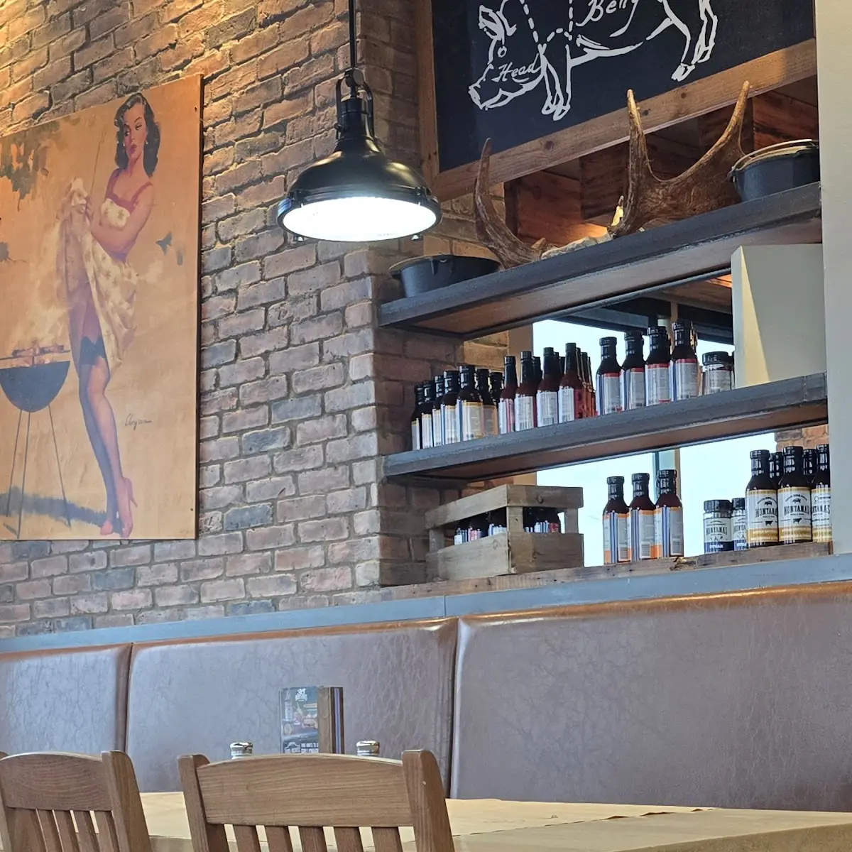 Vibe, Montana’s BBQ & Bar