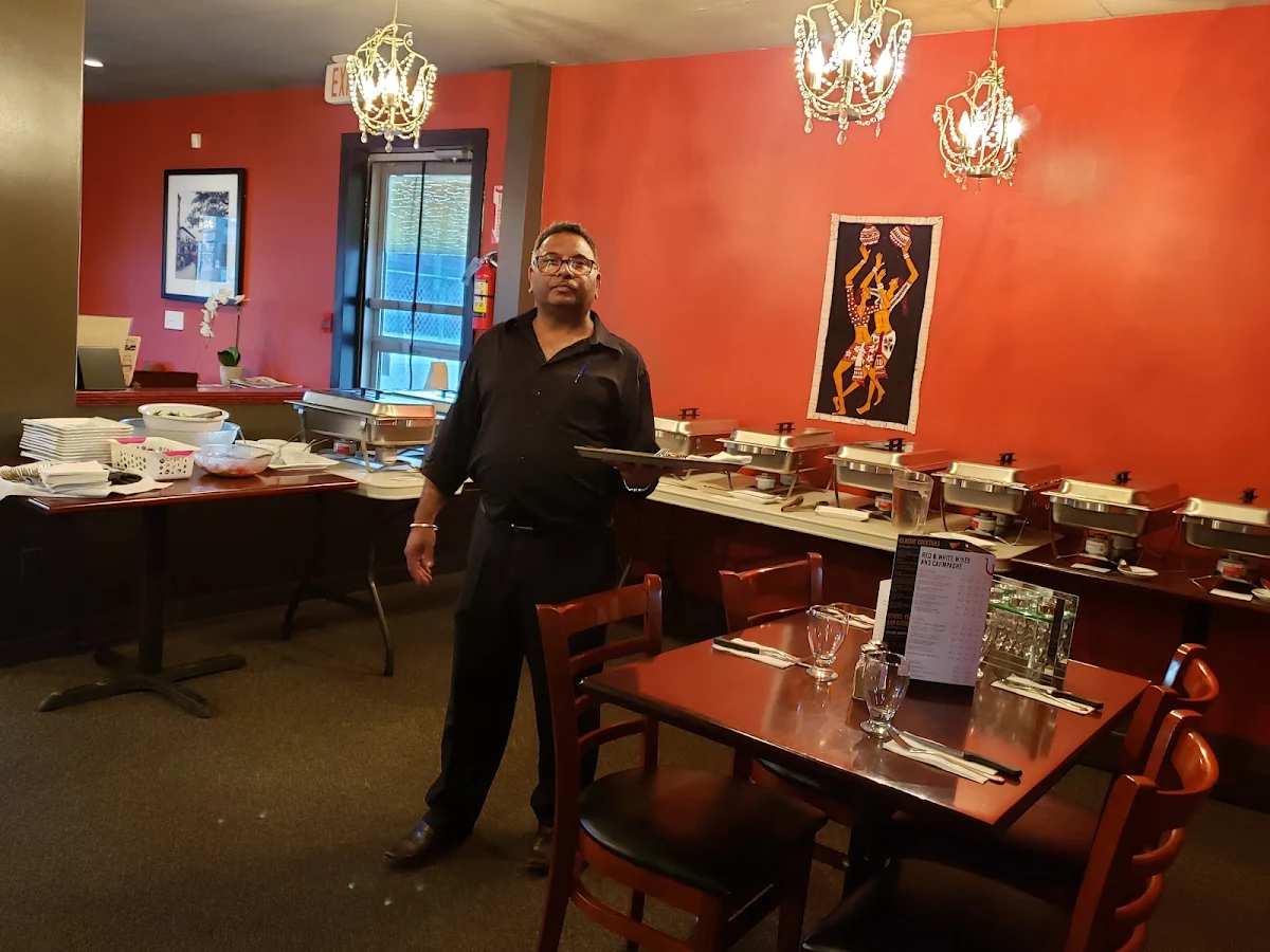 Vibe, Asian Curry House