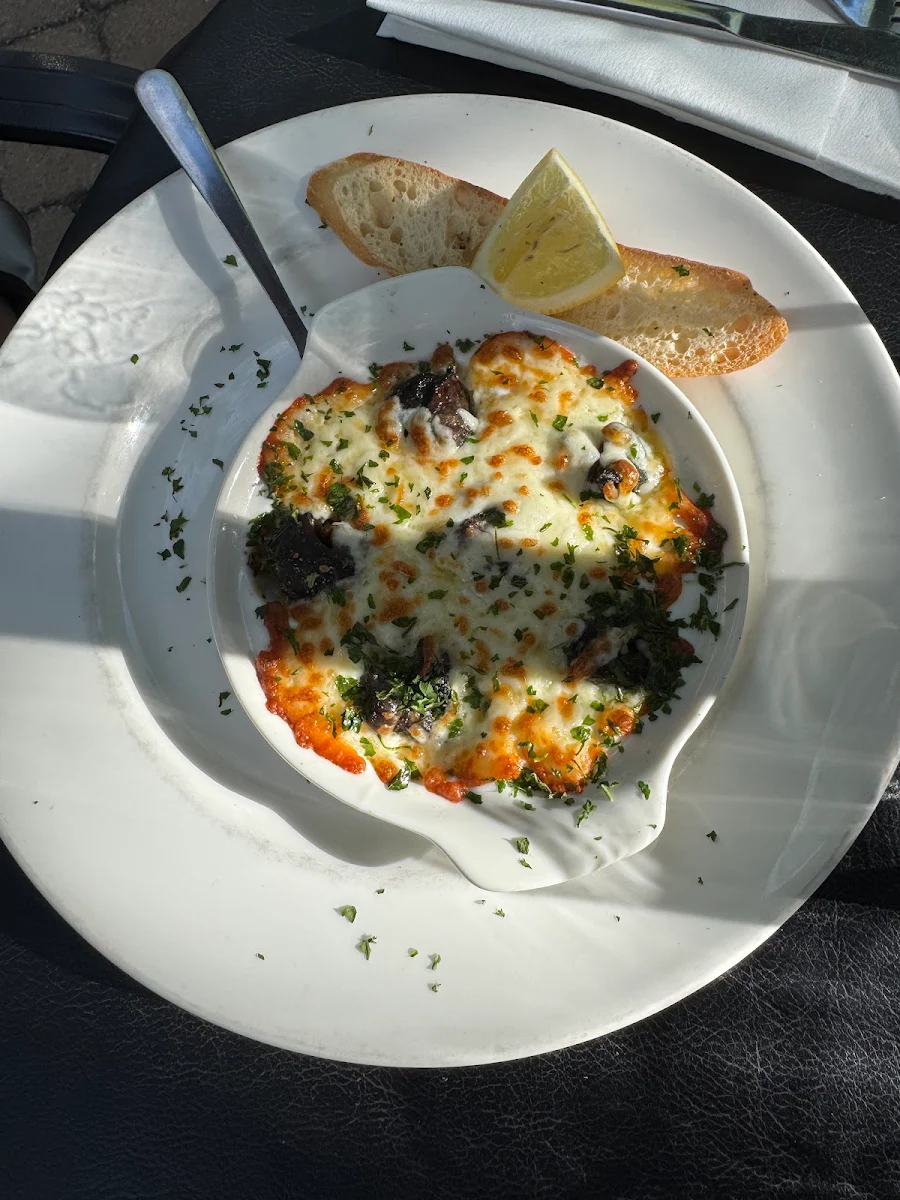 Food & drink, Restaurant Feliciano Apportez Votre Vin BYOB