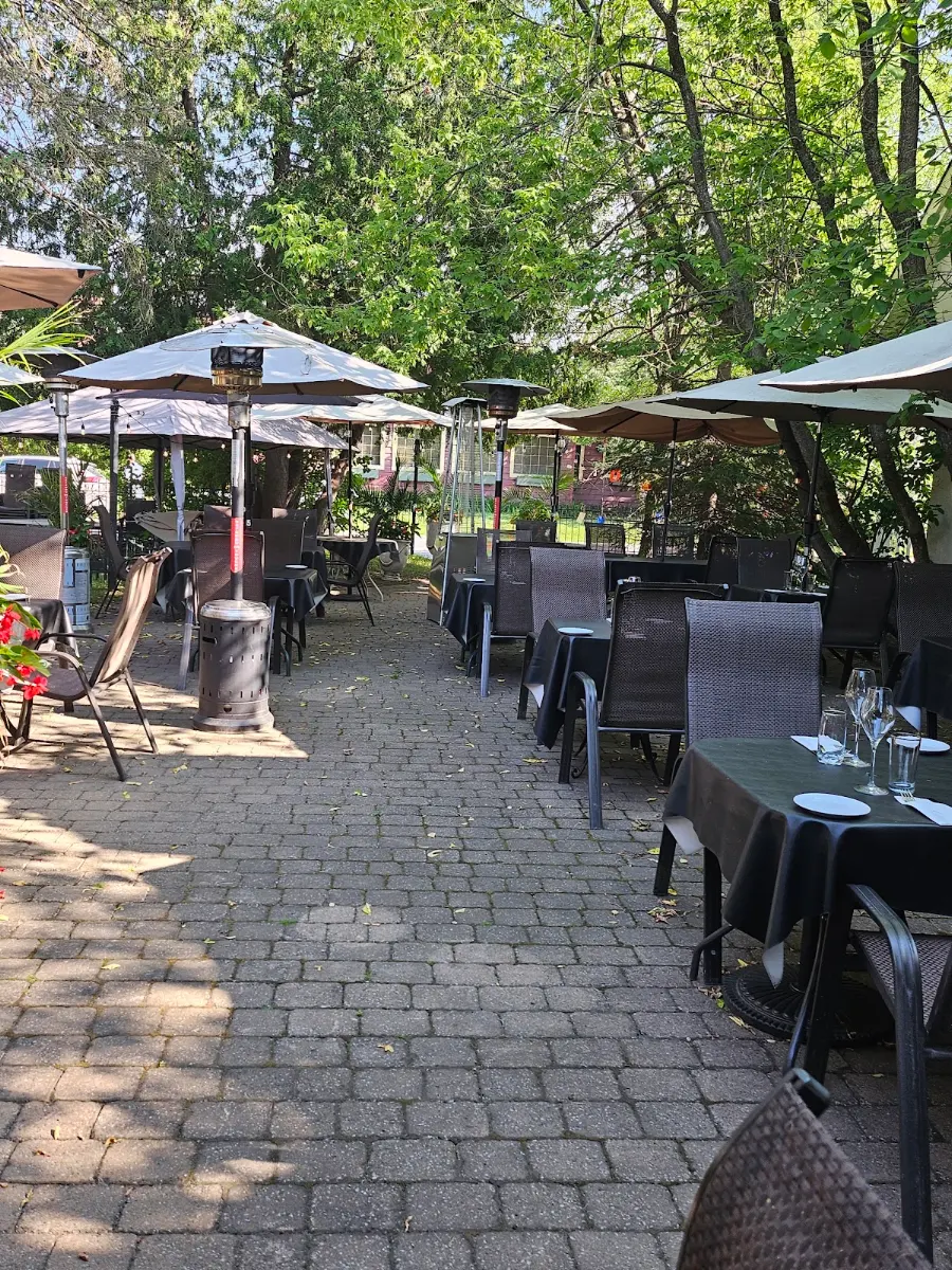 Vibe, Restaurant Feliciano Apportez Votre Vin BYOB