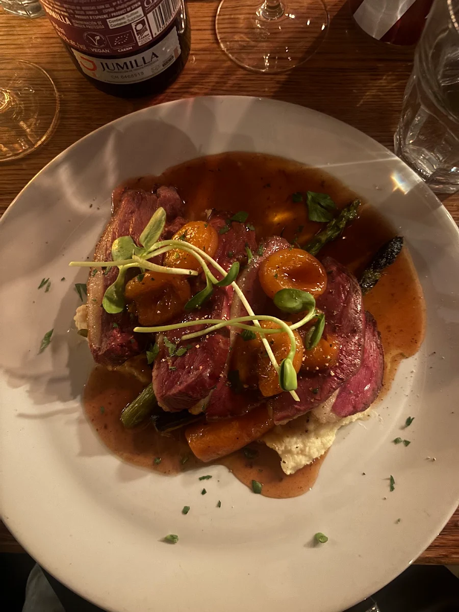Food & drink, Restaurant Bagatelle Bistro Apportez votre vin