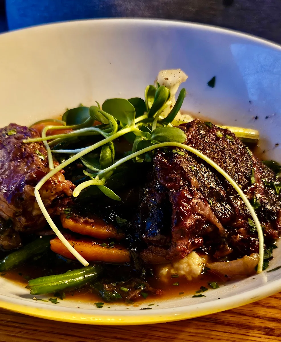 Food & drink, Restaurant Bagatelle Bistro Apportez votre vin