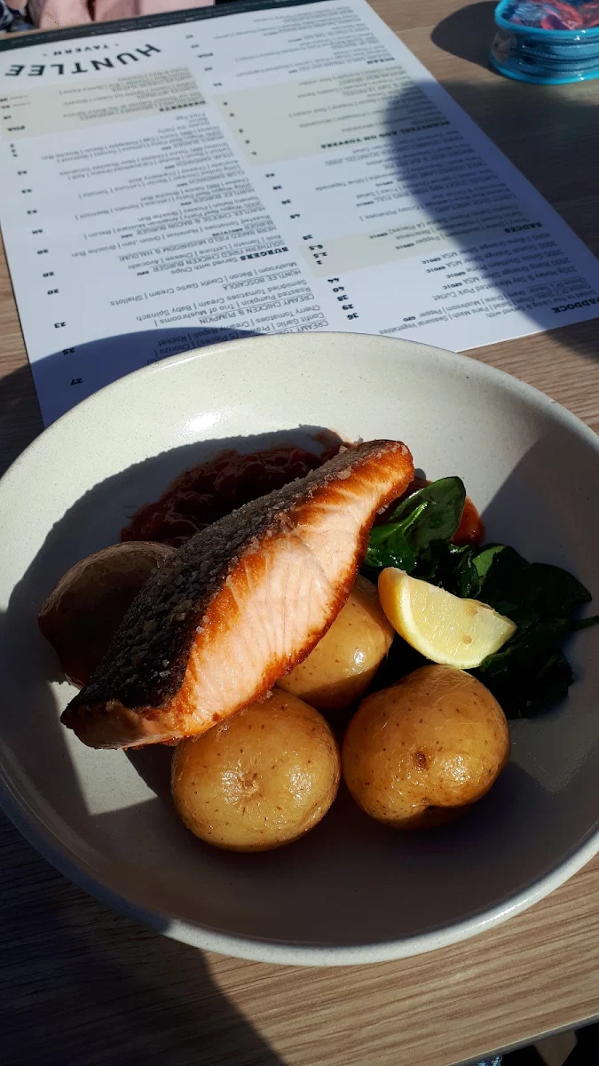 Menu, Huntlee Tavern