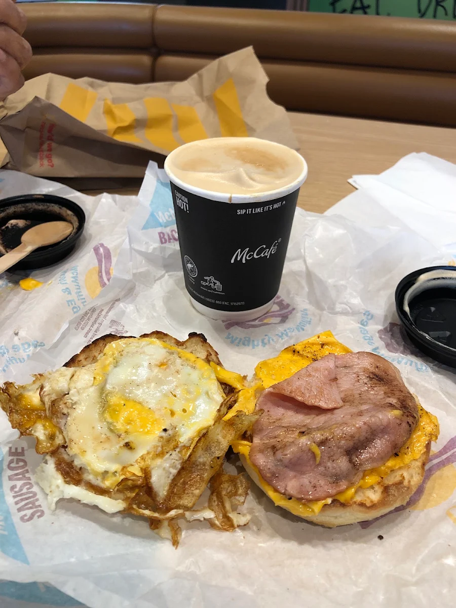 Food & drink, McDonald's Helensvale South