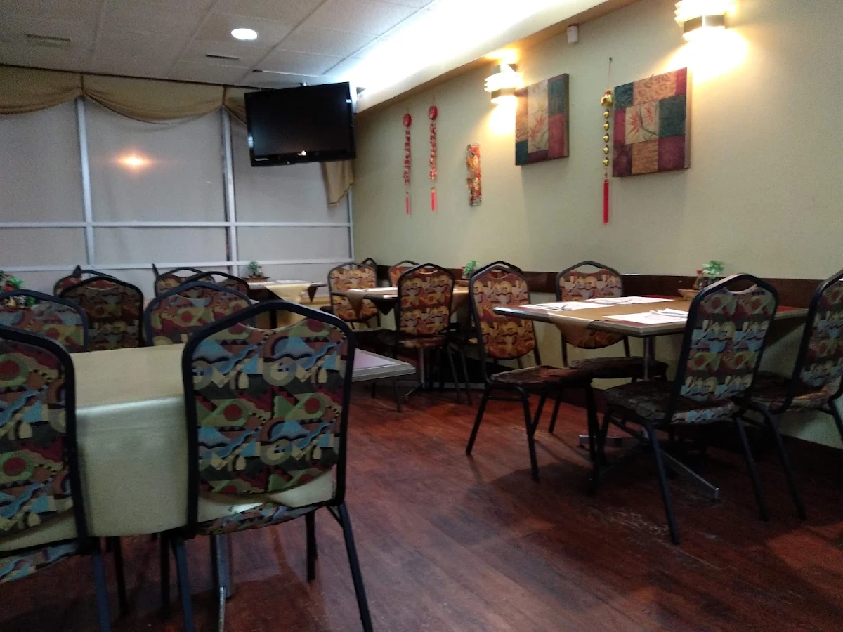 Vibe, Golden Gate Restaurant