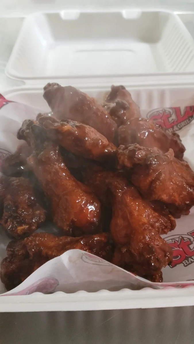 Food & drink, St. Louis Bar & Grill