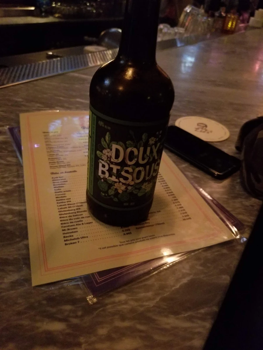 Menu, Léo's Taproom