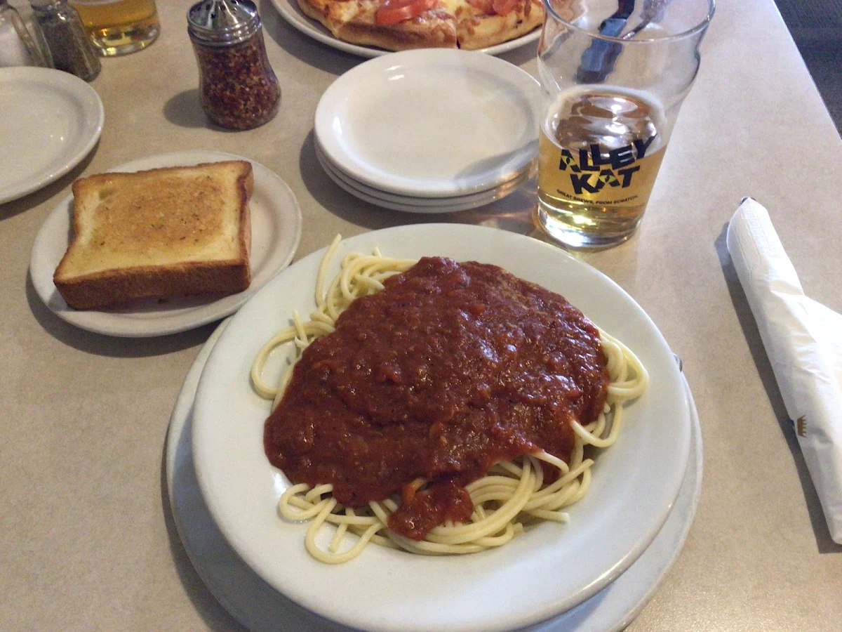 Food & drink, Royal Pizza Old Strathcona