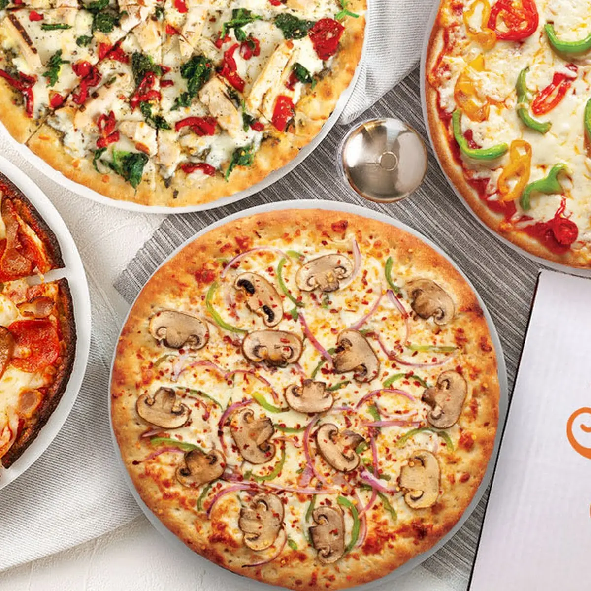Food & drink, Pizza Pizza