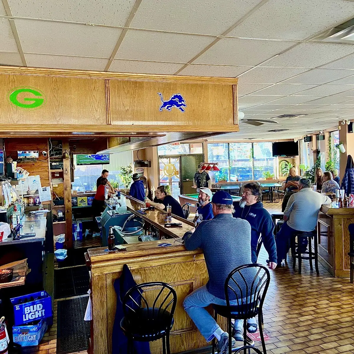 Vibe, Hakka Khazana Bar and Grill